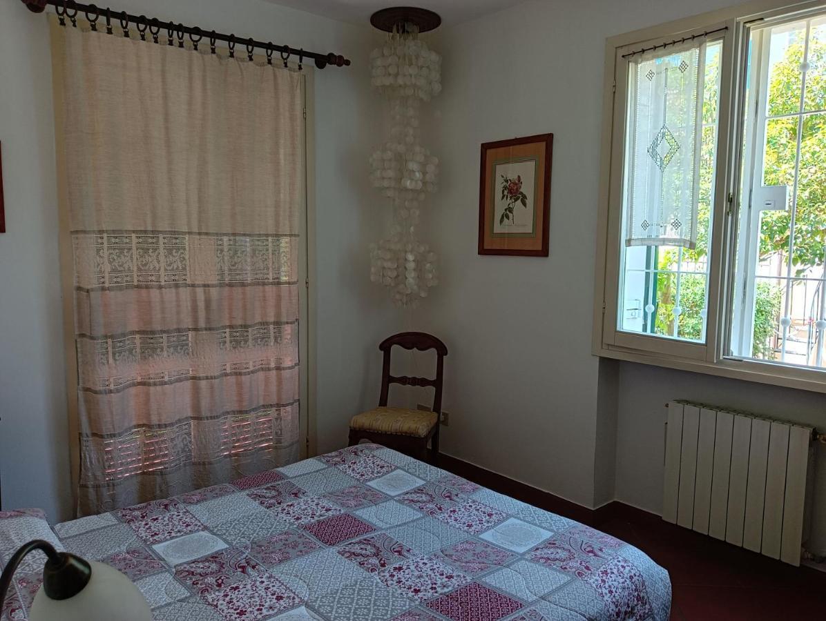 Villetta Con Giardino A Due Passi Dal Mare Imperia Luaran gambar